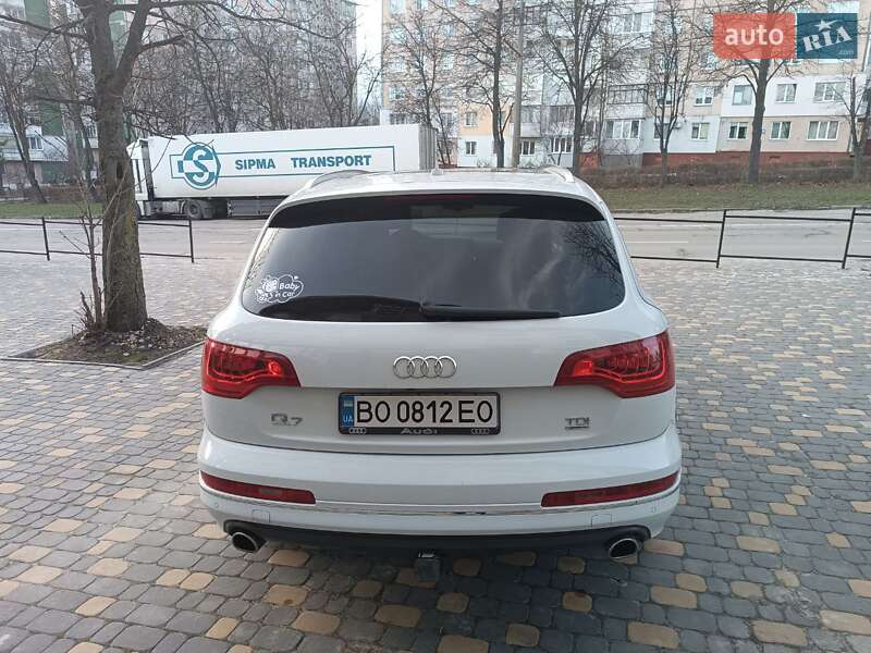 Внедорожник / Кроссовер Audi Q7 2015 в Тернополе
