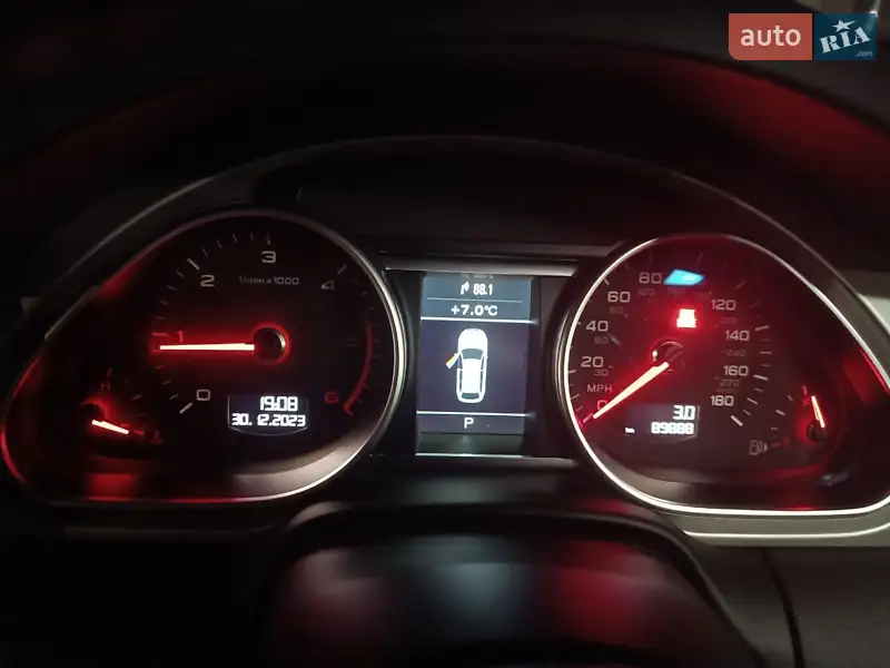 Audi Q7 2015 VIN WA1LMAFE1FD028704 фото оголошення 25 з 89