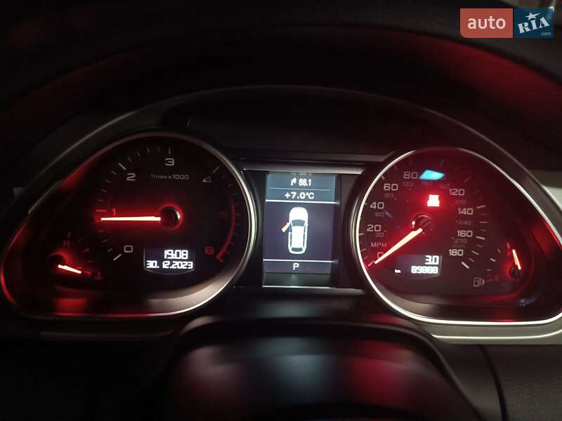 Внедорожник / Кроссовер Audi Q7 2015 в Тернополе