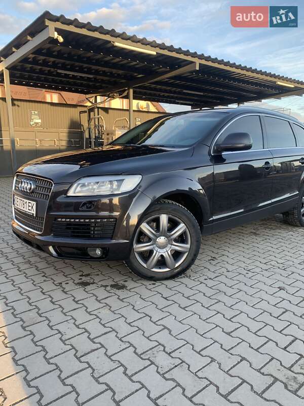 Внедорожник / Кроссовер Audi Q7 2006 в Хотине
