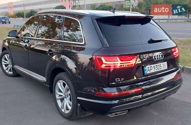 Внедорожник / Кроссовер Audi Q7 2015 в 