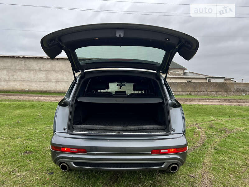 Позашляховик / Кросовер Audi Q7 2010 в Дніпрі фото 12 Позашляховик / Кросовер Audi Q7 2010 в Дніпрі