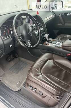 Внедорожник / Кроссовер Audi Q7 2012 в Деражне