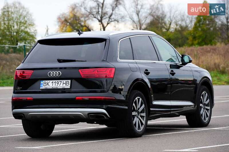 Внедорожник / Кроссовер Audi Q7 2019 в Луцке