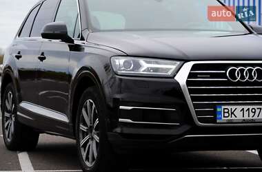 Позашляховик / Кросовер Audi Q7 2019 в Луцьку