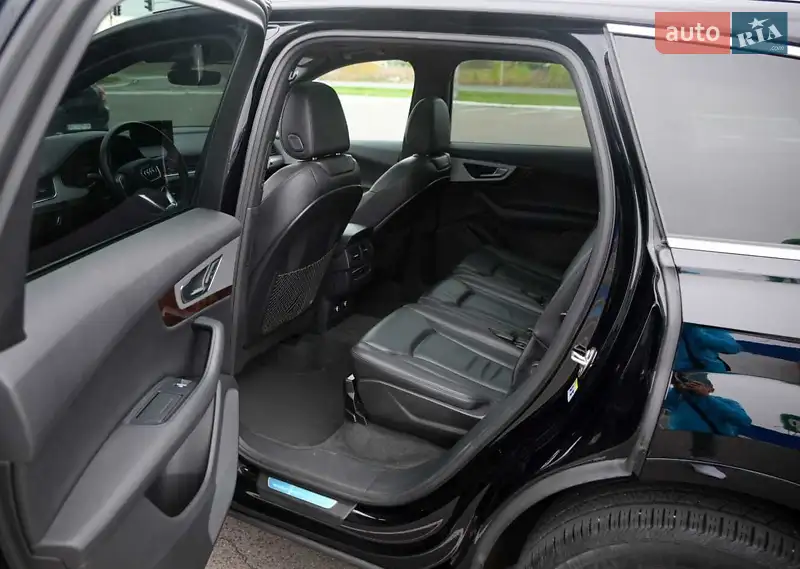 Audi Q7 2019 VIN WA1AHAF77KD027774 фото оголошення 14 з 76
