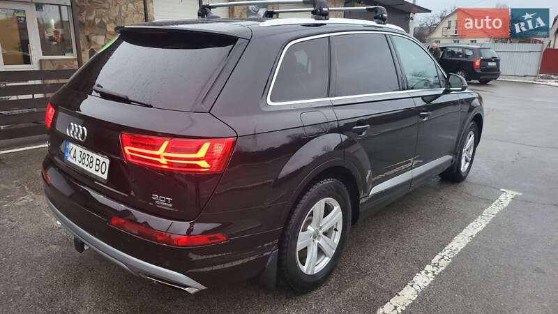 Внедорожник / Кроссовер Audi Q7 2016 в Киеве