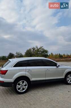 Внедорожник / Кроссовер Audi Q7 2014 в Гайсине