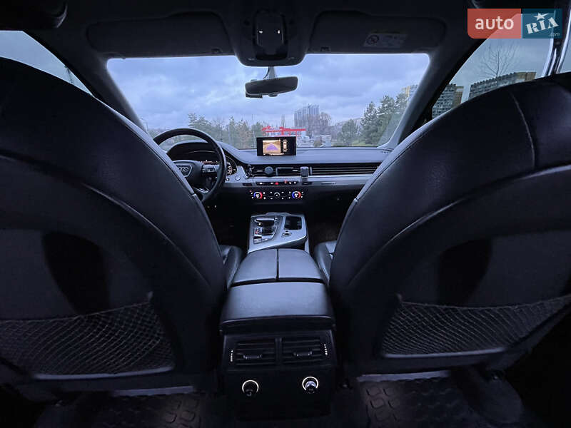 Позашляховик / Кросовер Audi Q7 2015 в Дніпрі фото 18 Позашляховик / Кросовер Audi Q7 2015 в Дніпрі