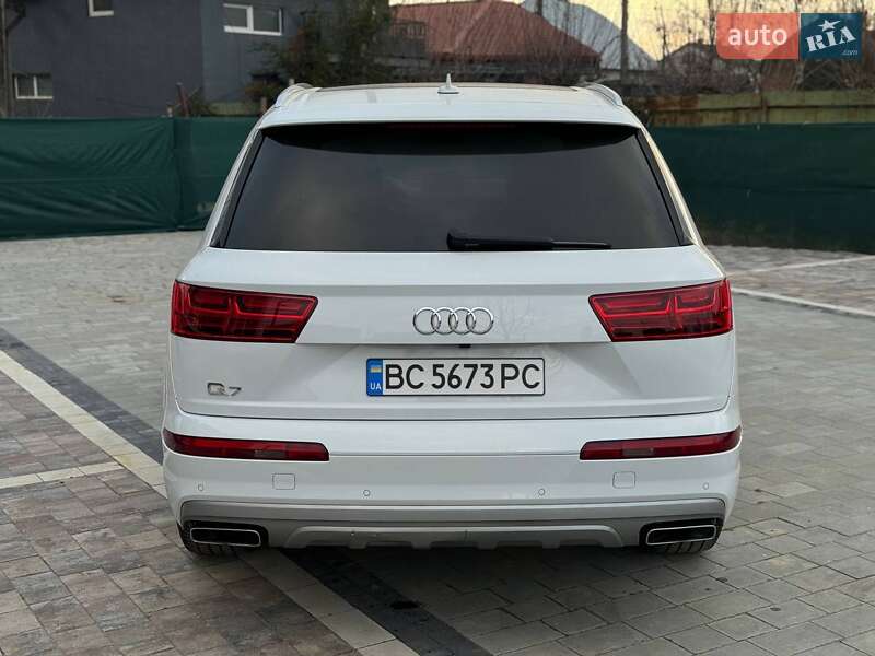 Внедорожник / Кроссовер Audi Q7 2018 в Ужгороде