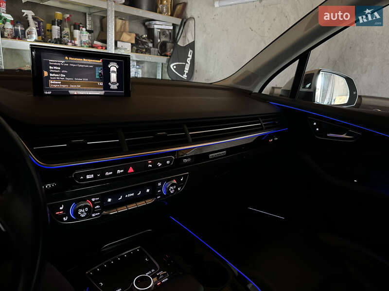 Позашляховик / Кросовер Audi Q7 2017 в Ізмаїлі