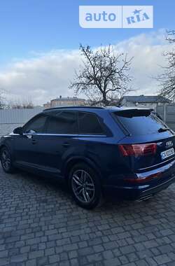 Внедорожник / Кроссовер Audi Q7 2018 в Черкассах