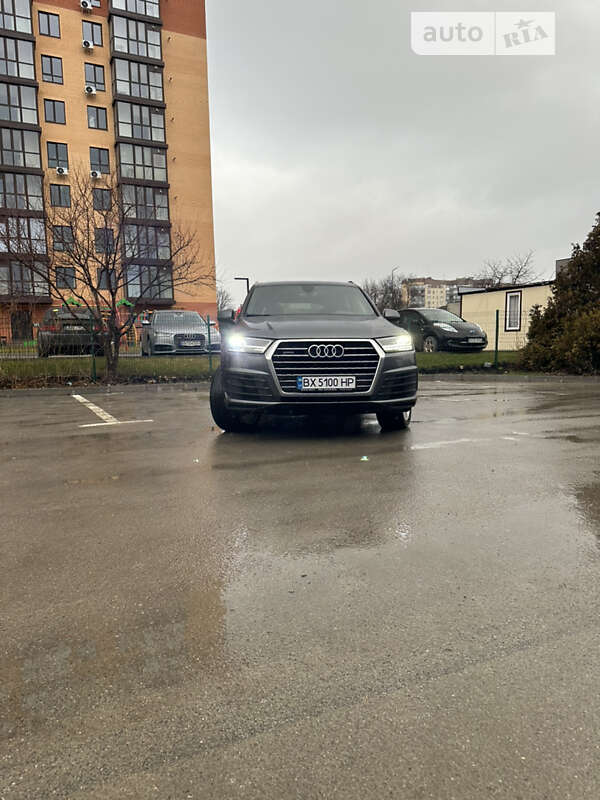 Позашляховик / Кросовер Audi Q7 2016 в Кам'янець-Подільському