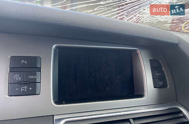 Внедорожник / Кроссовер Audi Q7 2015 в 