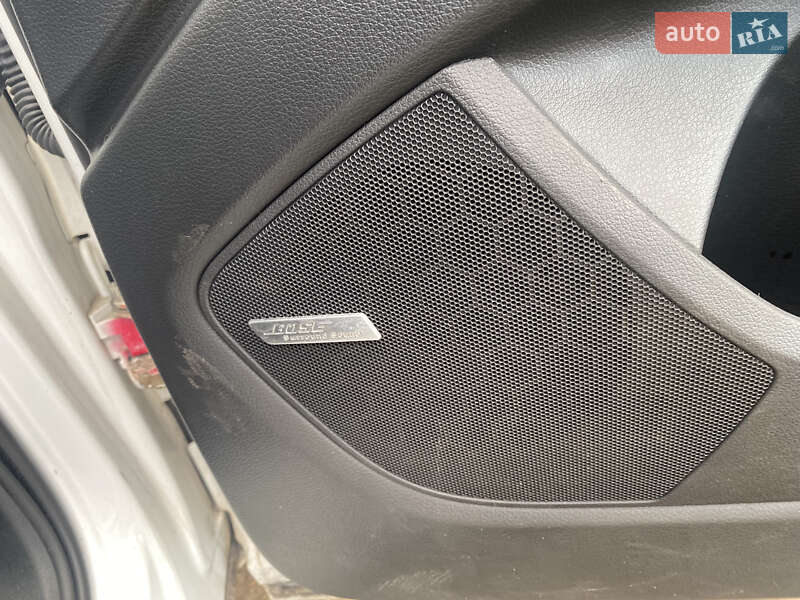 Позашляховик / Кросовер Audi Q7 2015 в Стрию