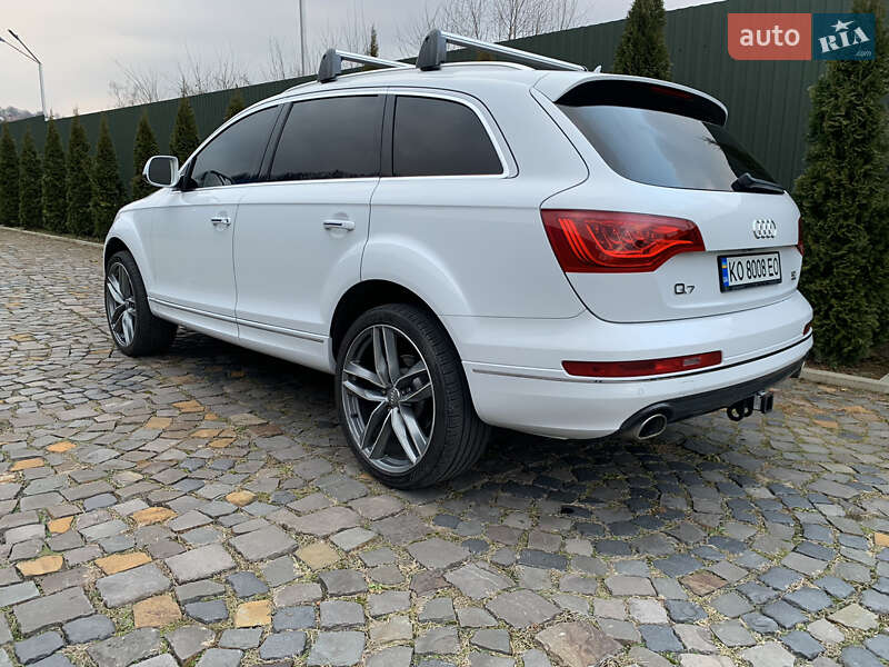 Позашляховик / Кросовер Audi Q7 2013 в Мукачевому
