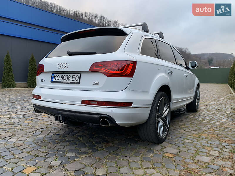 Позашляховик / Кросовер Audi Q7 2013 в Мукачевому
