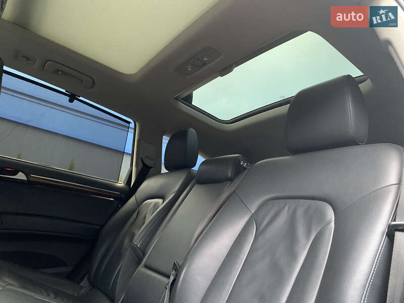 Позашляховик / Кросовер Audi Q7 2013 в Мукачевому