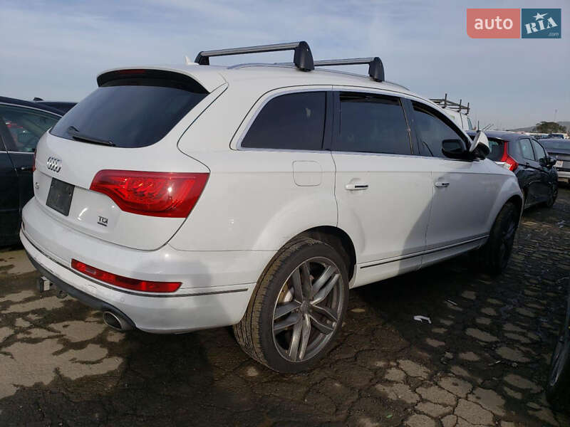 Позашляховик / Кросовер Audi Q7 2013 в Мукачевому