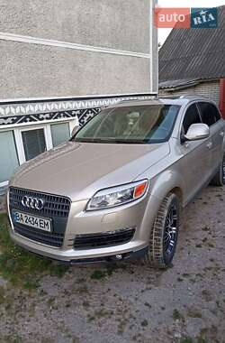 Внедорожник / Кроссовер Audi Q7 2007 в Калуше