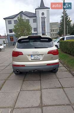 Внедорожник / Кроссовер Audi Q7 2007 в Калуше