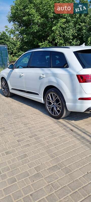 Внедорожник / Кроссовер Audi Q7 2017 в Одессе