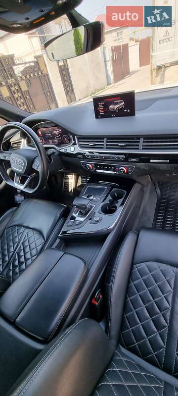 Внедорожник / Кроссовер Audi Q7 2017 в Одессе