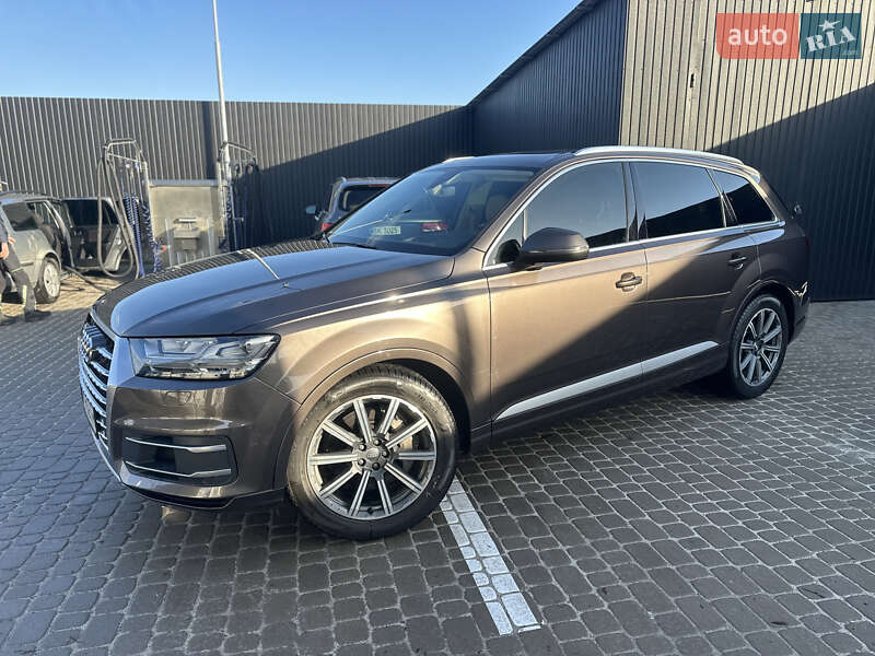 Внедорожник / Кроссовер Audi Q7 2016 в Львове