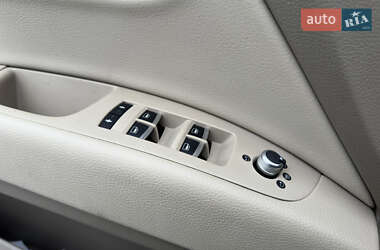 Внедорожник / Кроссовер Audi Q7 2014 в 