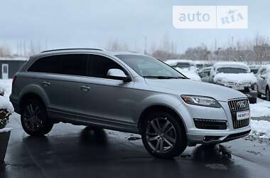 Внедорожник / Кроссовер Audi Q7 2015 в Ровно