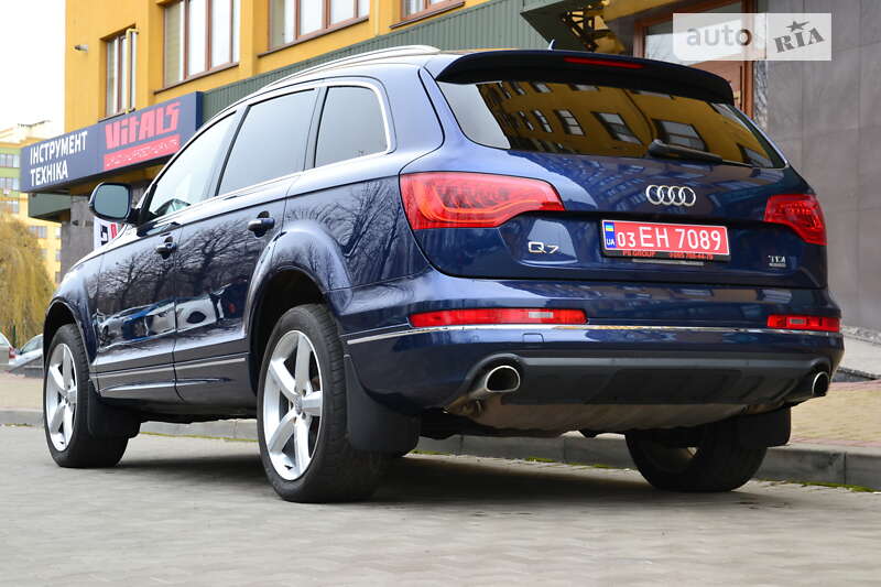 Внедорожник / Кроссовер Audi Q7 2013 в Луцке