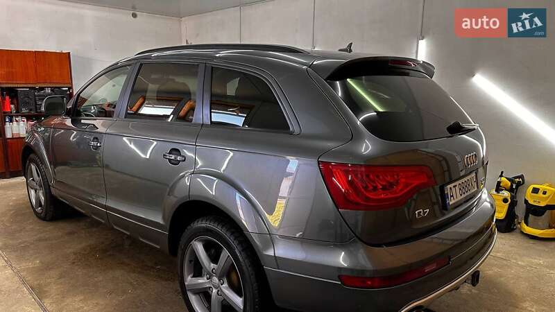 Внедорожник / Кроссовер Audi Q7 2015 в Калуше
