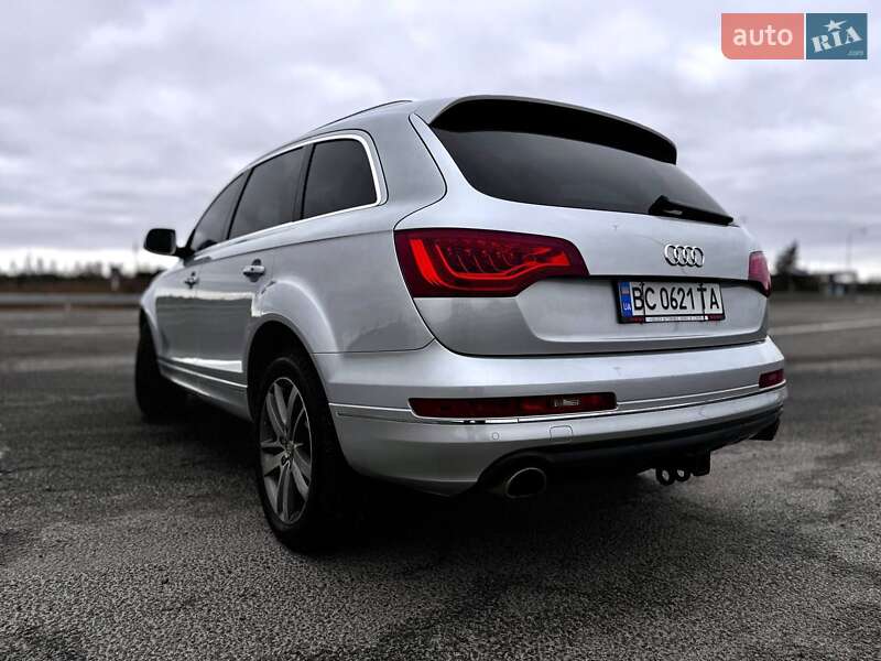 Позашляховик / Кросовер Audi Q7 2015 в Яворові