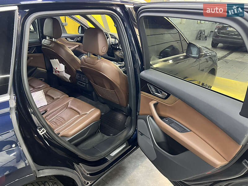 Внедорожник / Кроссовер Audi Q7 2017 в Киеве фото 5 Внедорожник / Кроссовер Audi Q7 2017 в Киеве