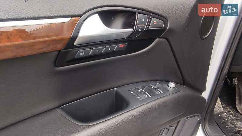 Внедорожник / Кроссовер Audi Q7 2012 в Чорткове