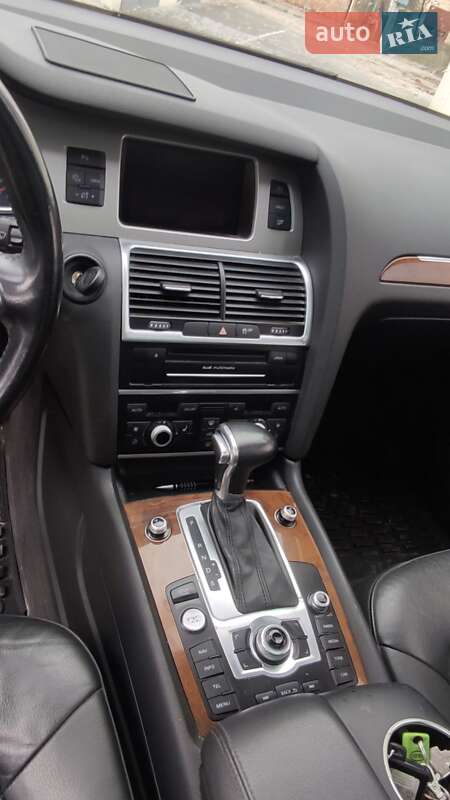 Позашляховик / Кросовер Audi Q7 2012 в Чорткові