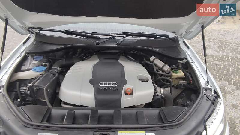 Позашляховик / Кросовер Audi Q7 2012 в Чорткові