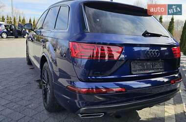 Внедорожник / Кроссовер Audi Q7 2019 в 