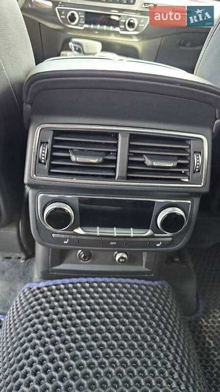 Позашляховик / Кросовер Audi Q7 2019 в Івано-Франківську