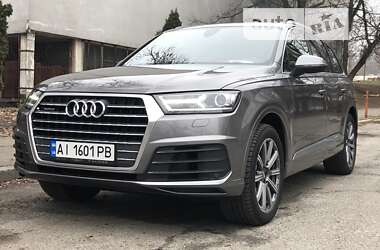 Позашляховик / Кросовер Audi Q7 2016 в Києві