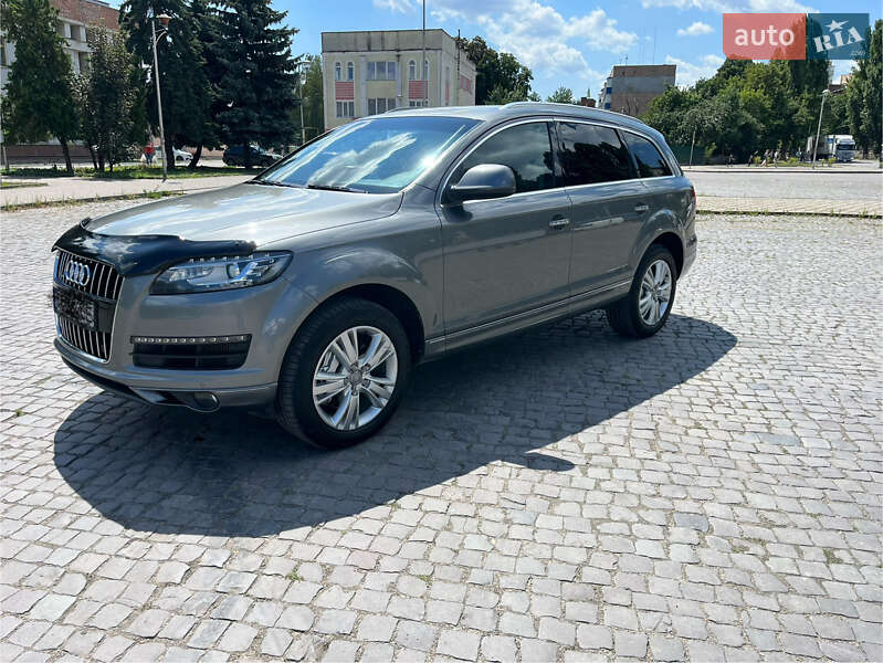 Внедорожник / Кроссовер Audi Q7 2013 в Каменец-Подольском