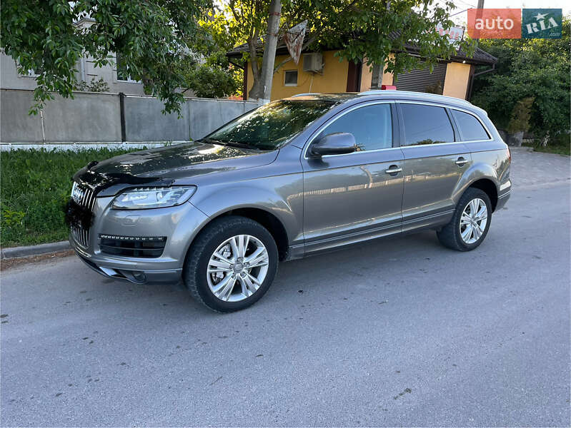 Внедорожник / Кроссовер Audi Q7 2013 в Каменец-Подольском