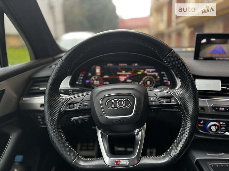 Внедорожник / Кроссовер Audi Q7 2018 в Хусте