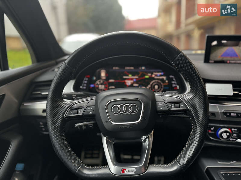 Внедорожник / Кроссовер Audi Q7 2018 в Хусте