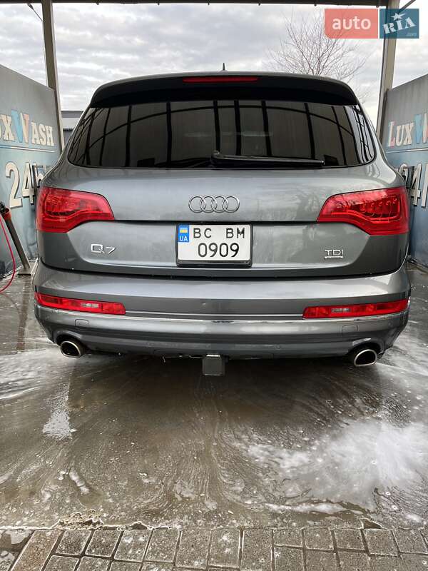 Внедорожник / Кроссовер Audi Q7 2014 в Стрые