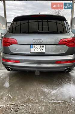 Внедорожник / Кроссовер Audi Q7 2014 в 