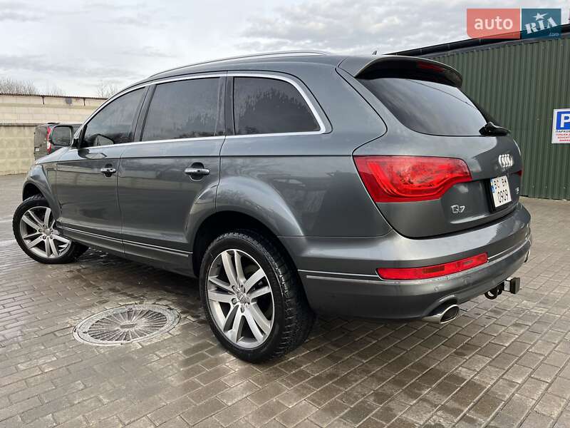 Внедорожник / Кроссовер Audi Q7 2014 в Стрые