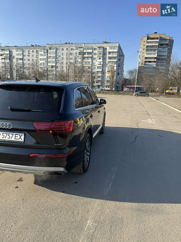 Внедорожник / Кроссовер Audi Q7 2019 в Запорожье