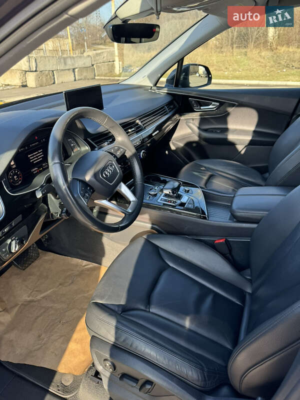 Внедорожник / Кроссовер Audi Q7 2019 в Запорожье