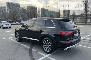 Позашляховик / Кросовер Audi Q7 2017 в Києві